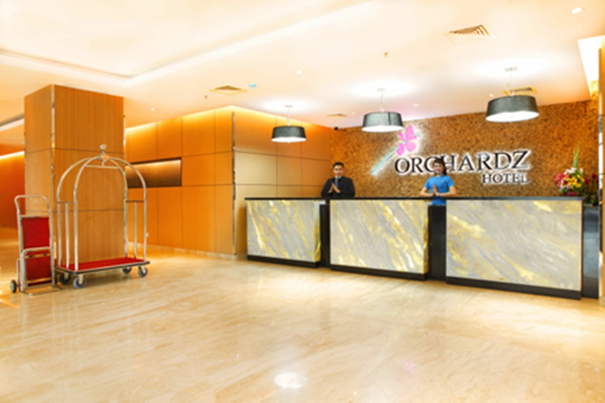 Orchardz Hotel Bandara Tangerang Extérieur photo